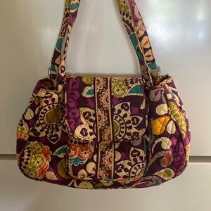 Beautiful Purple design Vera Bradley shoulder purse